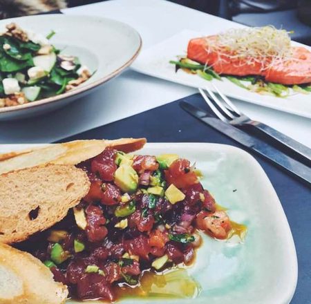 اگر آپ مجھ سے کھانے کا پوچھیں
اور میں انکار کردوں
تو پلیززز😒
ایک بار اور پوچھ لیا کریں 
کیونکہ میں شرمیلی بہت ہوں 🙊🙈💞