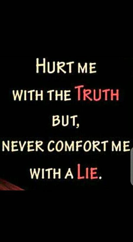 تیرے کوچے میں انتظار سہی
بیٹھنے سے بھی کوئی تھکتا ہے

باغ برباد ہو چکا لیکن
ایک کانٹا ابھی کھٹکتا ہے

کیا ستارہ ہے بخت کا راحیلؔ
جب بھڑکتا ہے تب چمکتا ہے۔۔۔۔۔۔!!!