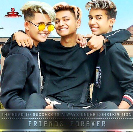 "- Aye Mere Khuda Tu Apni Adalat Mein Meri Bhi Zamanat Rakhna Main RahoonYa Na Rahoon Mere Dosto Ko Salamut Rakhna ❤️🥀