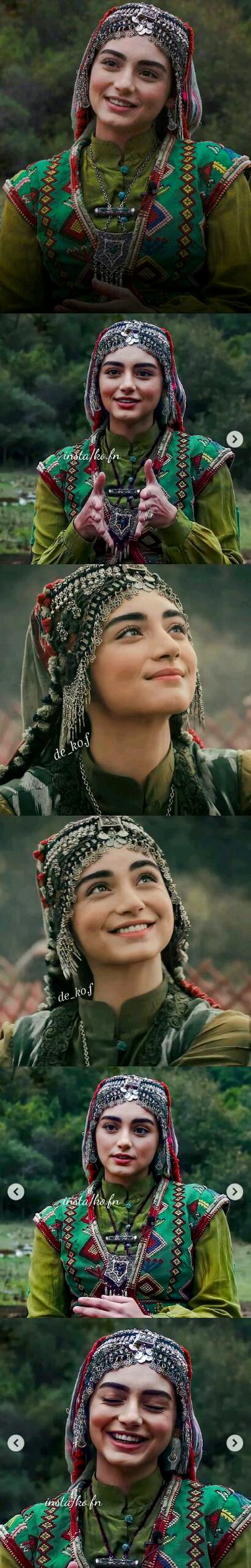 خاموش طبعیت مجھ پر جچتی ہی نہیں💔
میں ہستی ہو تو بہاریں بھی مسکراتی ہے😍
