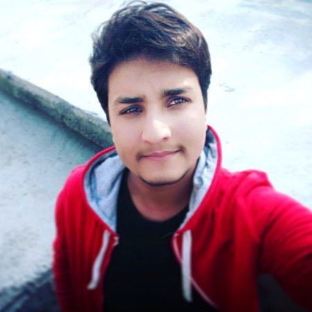 جان دینے کی بھی اجازت نہیں دیتے ہو۔
ورنہ مر جاٸیں ابھی مر کے منا لیں تم کو۔