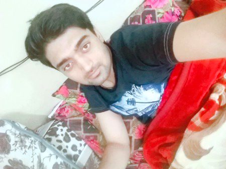 💕جناب کہتے ہے کہ ہم نے ہاتھ 😘💞🥀

💕پھیلا کر صرف عشق مانگا تھا 😘💞🥀
 
💕آپ نے تو ہاتھ چوم کر جان نکال دی😘💞🥀