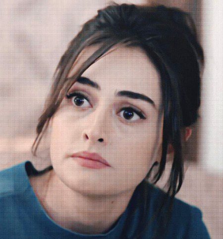 looking soo cute😍 Esra bilgic❤❤