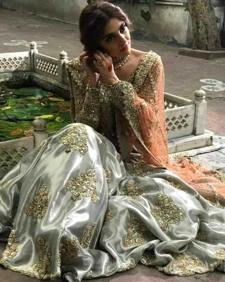 سنو_____
دشت میں اشکوں سے بادل بنانا عشق ہے___ یاد رہنا___یاد کرنا
یاد آنا عشق ہے____❤️
#Queen👑