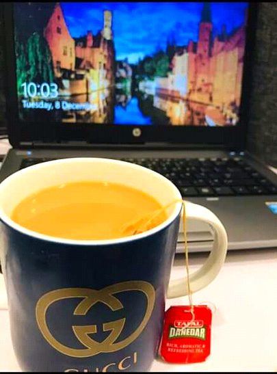 Waba ky din guzar jayn to phir....!
Mulaqat rakhen gay chay par....!!