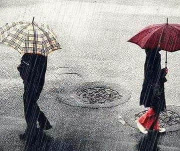 تلاش کر نہ سکو گے پھر مجھے وہاں جا کر بھی.

غلط سمجھ کر جہاں تم نے کھو دیا تھا مجھے.