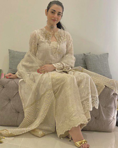 سارہ خان