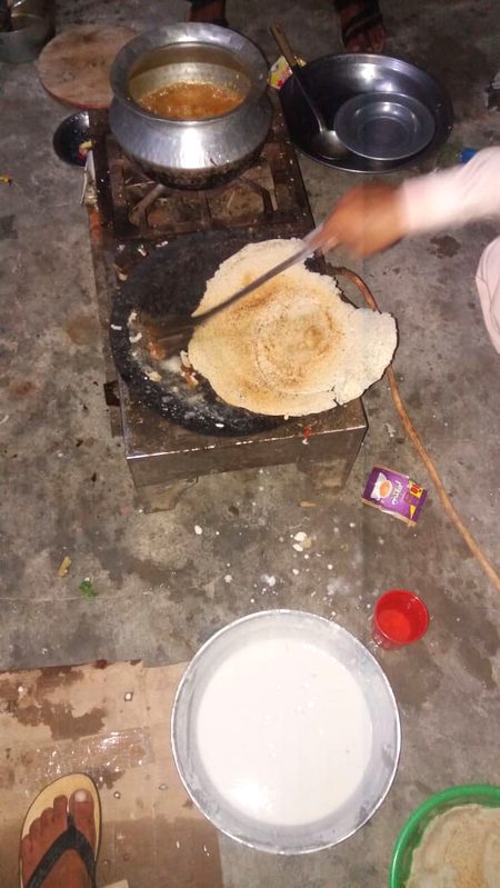 Mujhse jis bhi larki me shadiya kia wo bahat khush nAsEEb hoga Q ke mein usko khud rotti banake donga.