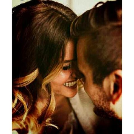 💖💖wOo faSlOo mEi bhi rakhta hai rUng qUrbtt k ...NaZar sEe dOr saHi Dil k paSs rEhta hai!!!💖💖