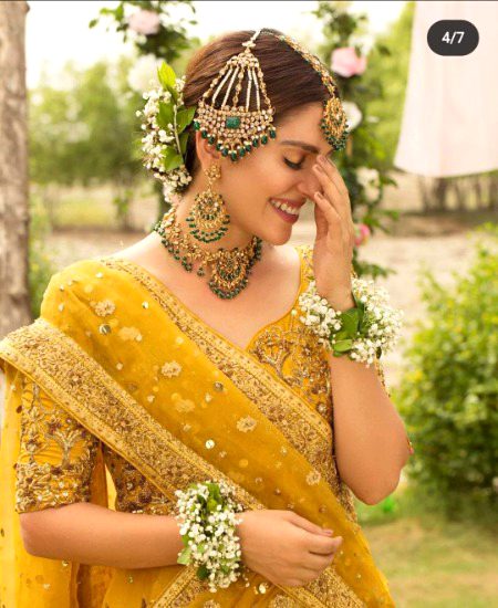 دیکھ لیا جس نے تمہیں اس کی بصارت کو سلام،،
سن لیا جس نے تمہیں اس کی خدا خیر کرے..!!