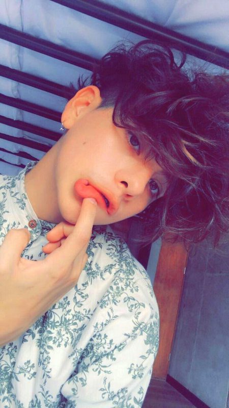 _____-❤️🌠
     - Bohat Kam Hain Wo Jinhon Ney Hamain Dekha'w -
- Magar Jisney Bhii Dekha'w Dekhtey Hii Reh Gaye - ♦️