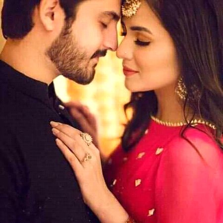 میں نے کہا بہت پیار آتا ہے تم پر 😘ذیشان😘وہ مسکرا کر بولے اور تمہیں آتا ہی کیا ہے❤💖😍