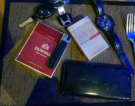 Aj Alhmdulillah Sub Kuch Hai Lakin Kuch Log pas Nhi Jo Waqt Mangt Thy Or Hm Busy Rehty Thy lakin Aj Hm ny Sub kuch Satle Ker Liya Lakin wo Waqt Nhi Dety. ☺️☺️