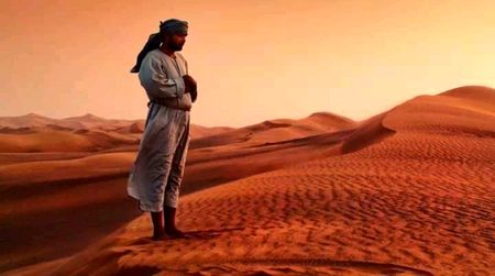 لفظوں کی جستجو میں__سب کچھ گنوا دیا
وہ چل دیا______میں طرز ادا ڈھونڈتا رہا

اس کو کسی نے__رب سے لیا مانگ اور میں
سجدے میں گر کے___حرف دعا ڈھونڈتا رہا!!