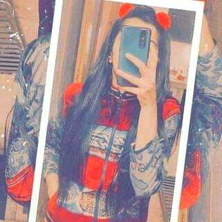 اپنی محبت میں شرک برداشت کر لیا😍
کیا یہ میرے صبر کی انتہا نہیں تھی🙂