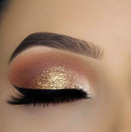 Nice eyes makeup😍😍😘