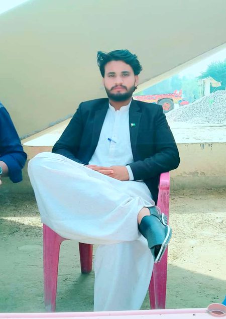زبان سے اگر نہ کر سکو😐
 تعریف ہماری.. 😉✌️ 😏😍
تو نظروں👀 سے ہی☺️
 ماشااللہ کہہ دینا.😘💞😋