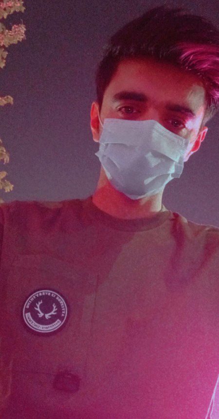 گلے شکوے  نہیں
صاحب
اب بس خاموشیاں۔۔""