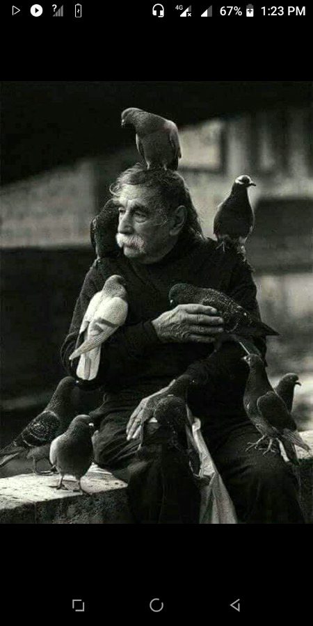 kah do in hasratoñ se kahīñ aur jā baseñ 

itnī jagah kahāñ hai dil-e-dāġh-dār meñ