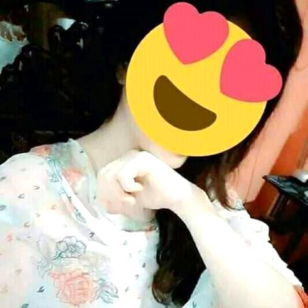مدت ہوئی آپ نے دیکھا نہیں ہمیں
مدت کے بعد آپ سے دیکھا نہ جائے گا..💔