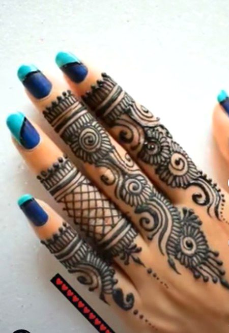 Mehndiii design... 😘😘