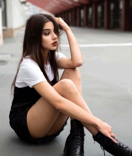 Beautiful People image