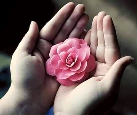 قرب کے نہ جفا کے ہوتے ہیں.سارے جھگڑے انا کے ہوتے ہیں.بات نیت کی ہے صرف ورنہ وقت سارے دعا کے ہوتے ہیں.