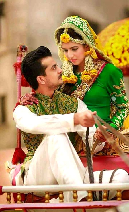 اس چاند سے چہرے کا صدقہ بھی اتارا کیجیے
😘😘

مشورہ ہے میری جان گوارہ کیجیے

😉😉