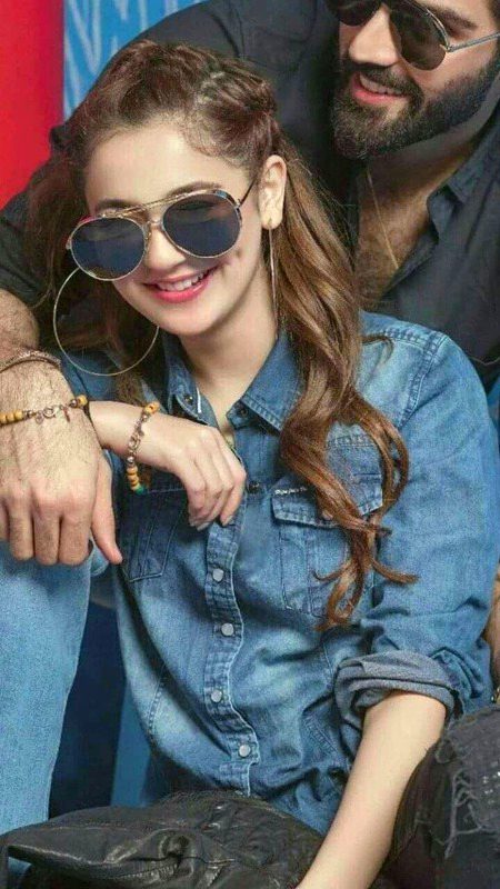 Hania Amir