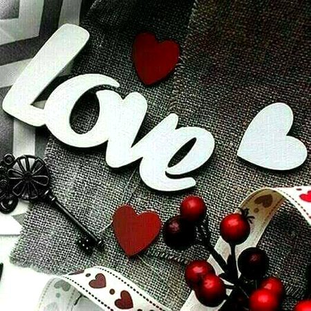 بہشت پا نہ سکے اور یہ جہاں بھی گیا 
زمیں بنانے کے چکر میں آسماں بھی گیا