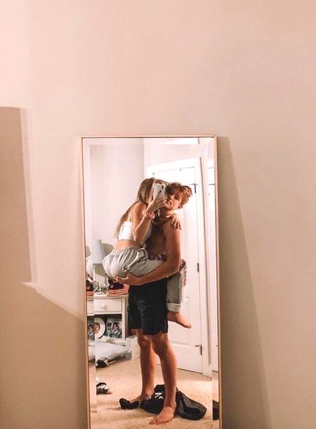 This type  kiss  is I think V H00T