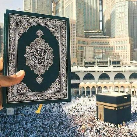 زندگی اُلجھا ھُوا سودا ھے
عمریں لیتا ھے ، ایک پل دے کر