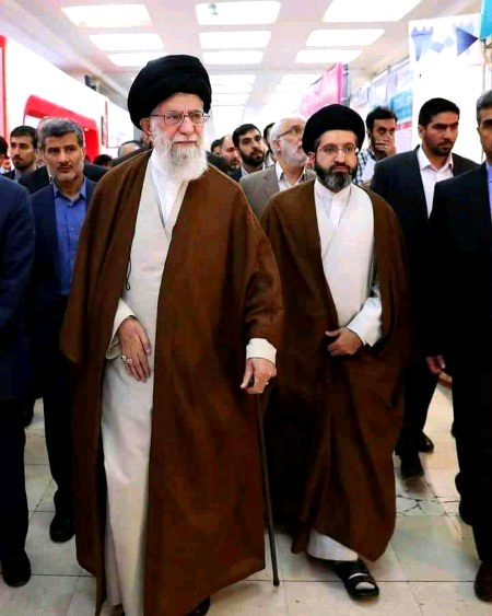 رہبر معظم سید علی خامنائی 😍