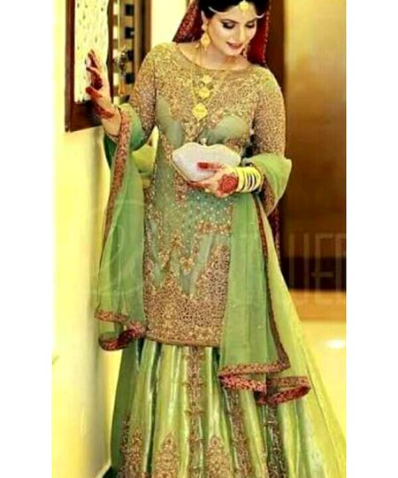 محبت ____❤ عبادت بن جاتی ہے ایک مدت کے بعد !!!

شرط یہ ہے کہ ___❤ دل ہر بار ایک ہی نام کا ورد کرے !!!❤❤❤