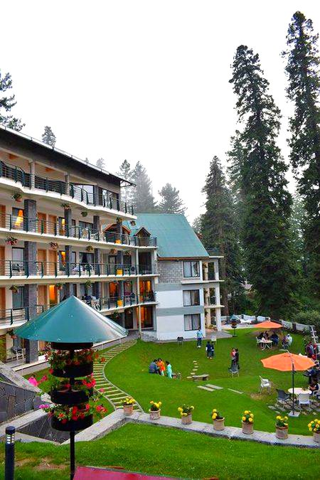 Beautiful view nathia gali😍