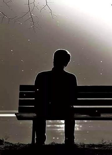 ہم خوابوں میں ہی خوش ہیں

ہم نے نہیں دیکهنى حقیقتیں