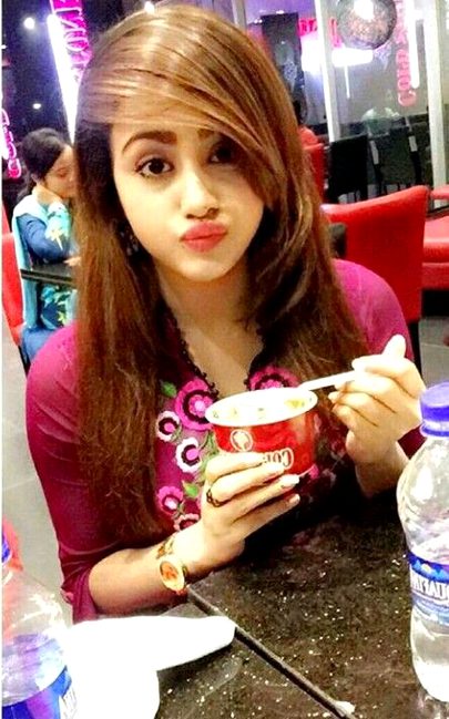 I like Ice,cream Chae garmi ho Ya Sardi But Meko Ice,cream To chEaye So Nazar nA lagana all pgls😍😍😍😍😎😎