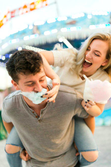 جس کے بدلے میں تم مل جاؤ
میں ایسی نیکی کی تلاش میں ہوں ___🖤🥀🔥

 _❤❤❤_

InNoCeNt😍