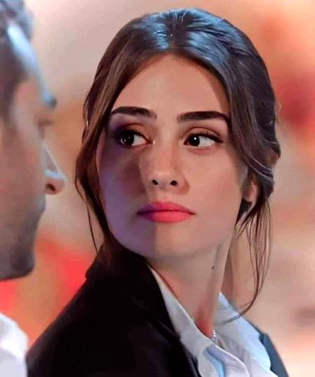 . ذرا سنبھل کر💖 عشق فرمائے حضور!!!
اگر ہم دل میں بس گئے تو نشہ بن جائیں گے🔥