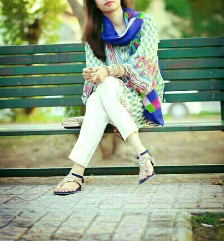 قابل نفرت ہوتے ہیں وہ لوگ😏
جو ہوتے کچھ ہیں 🖤
دکھاتے کچھ ہیں 😶
اور جتاتے کچھ ہیں ۔۔۔🥀