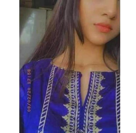 ہم نے کب کہا ہمیں پسند کیجئے__
جائیے نکلئے شکل گم کیجئے__🔥🙃🌸