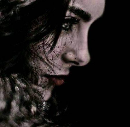 اس نے بس ایک ہی آواز پر آجانا تھا
مجھ سے گم ہو گئے الفاظ۔۔۔۔۔بلانے والے ✨✨