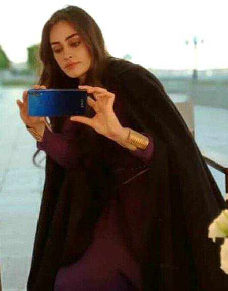 💖💖Esra bilgiç in Qmobile📱 aid💞