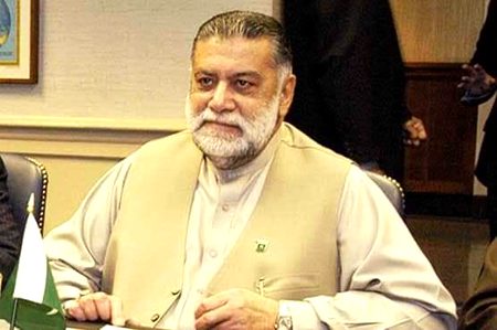 انا للہ وانا اليه راجعون۔
Ex Prime Minister Mir Zafarullah Khan Jamali passed away.
May his soul rest in eternal peace.😔